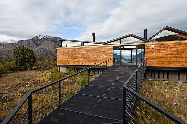 9c10b6_0ad22efaf2ef47d391b8234ca93cd12a